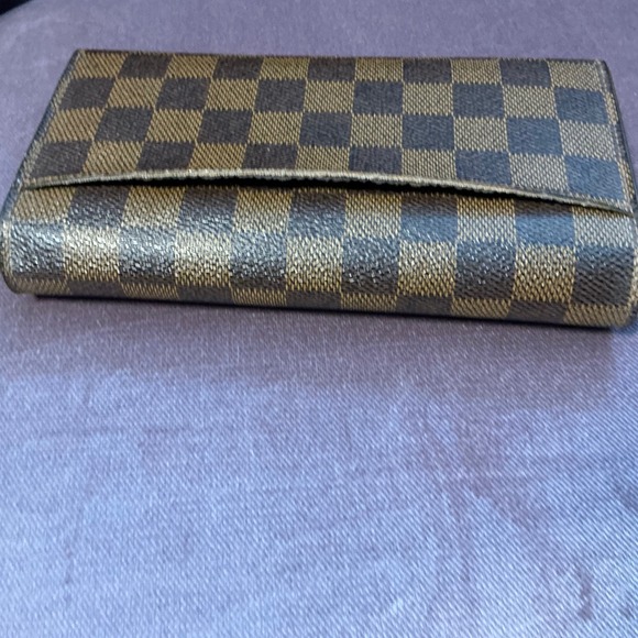 Louis Vuitton Damier Ebene Canvas Long Wallet - Picture 11 of 13